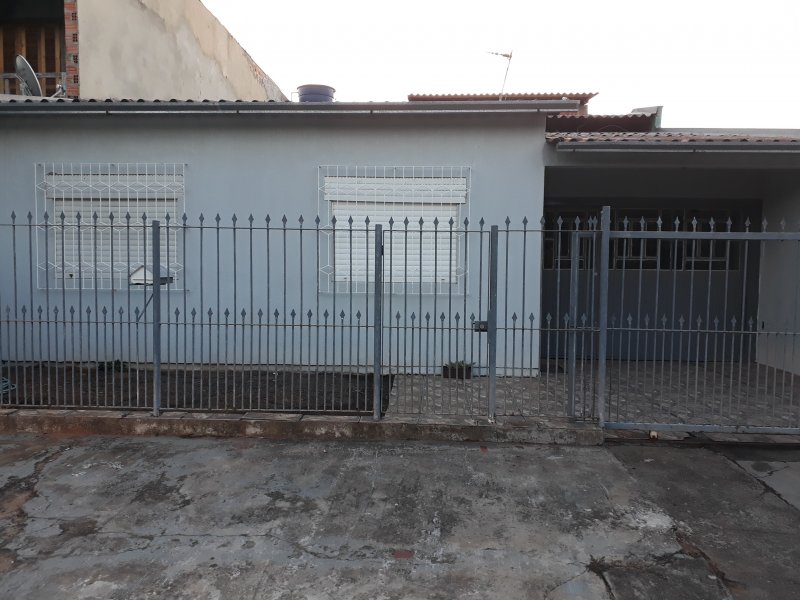 Casa - Aluguel - Guajuviras - Canoas - RS