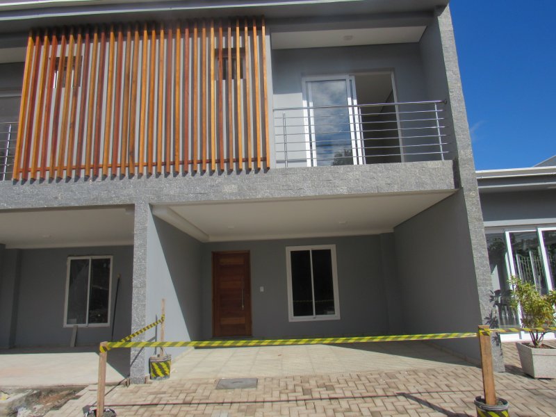 Casa em Condomnio - Venda - Igara - Canoas - RS