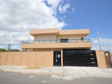 FACHADA FRENTE