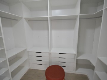 CLOSET DA SUTE MSTER