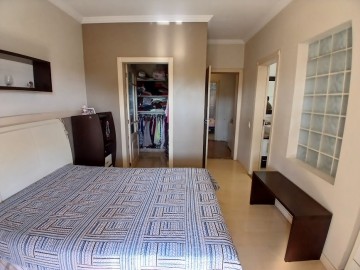 SUTE COM CLOSET